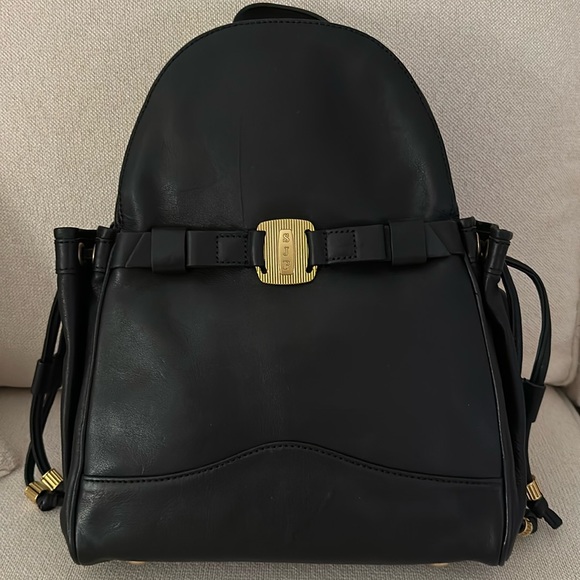 SJP BY Sarah Jessica Parker Black Leather Backpack Purse - Picture 1 of 4
